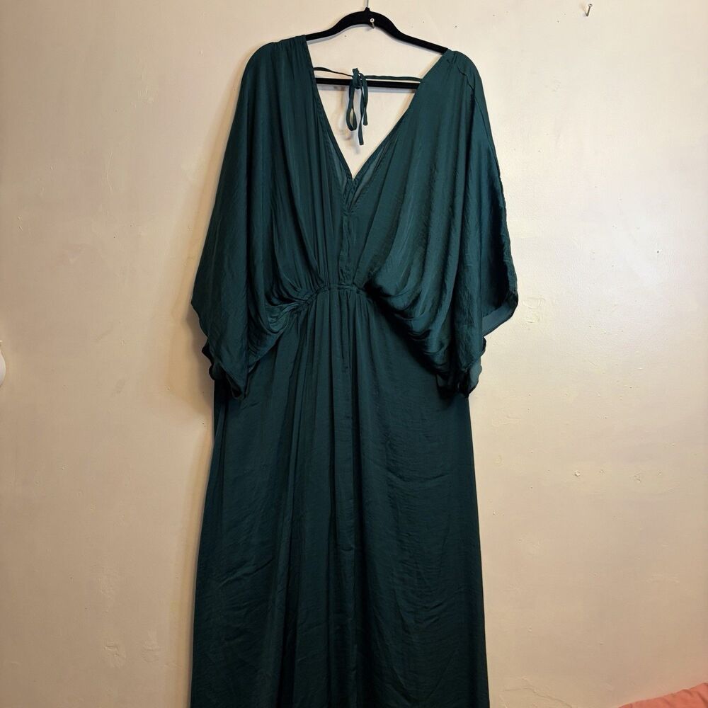 Aakaa Green Satin Solid V-Neck Batwing Long Sleeve 3XL